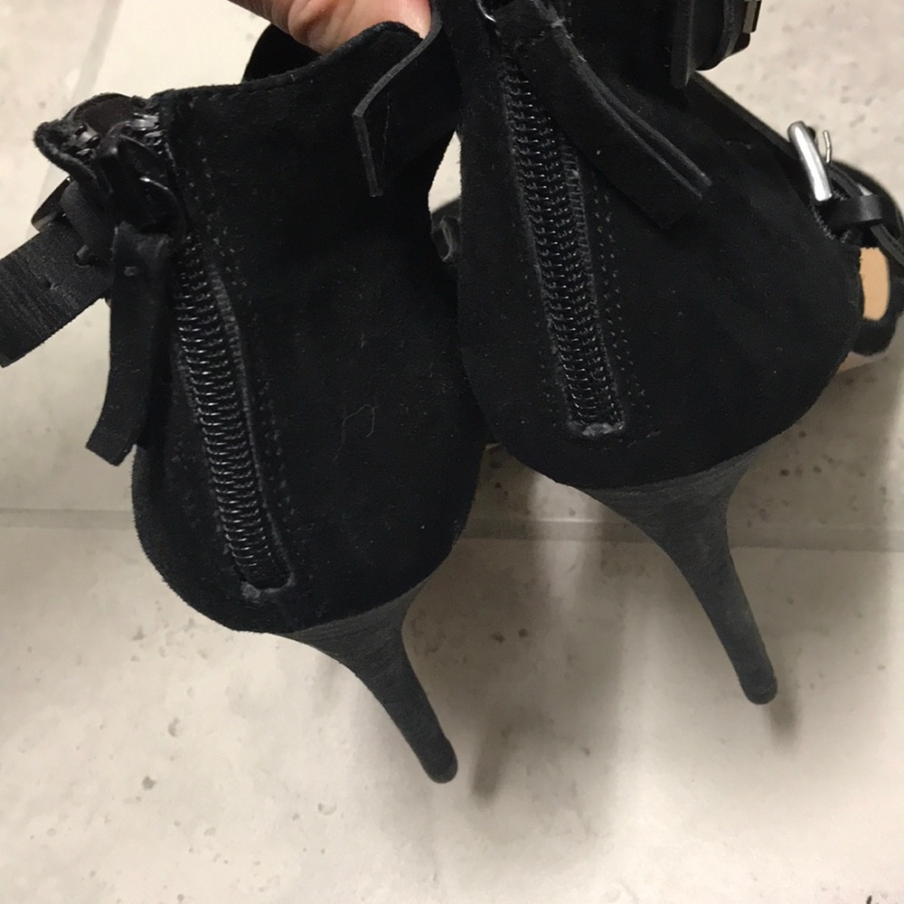 Joe’s suede and leather strap heel - Picture 8 of 8